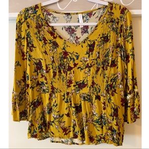 Xhilaration Mustard & Floral Top Size M